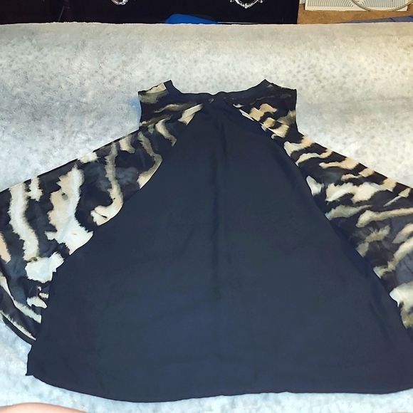 Sexy animal print top - Picture 4 of 5